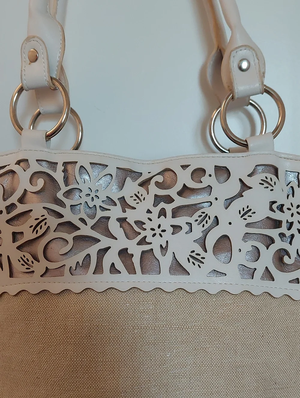 AVON White Laser-Cut Floral Pattern Snap Closure Tote Style Shoulder Bag NWOT